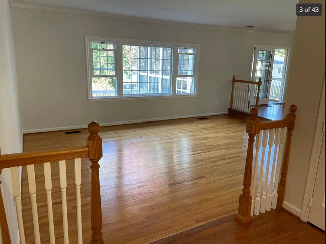 Building Photo - 1402 Baritone Ct