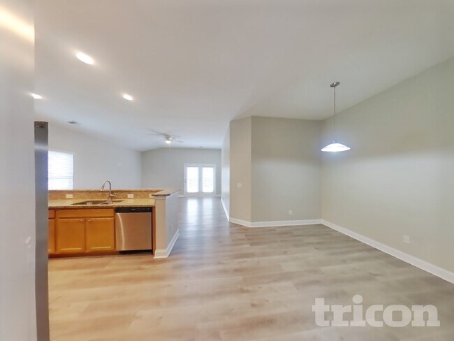 Foto del edificio - 240 Fox Squirrel Cir