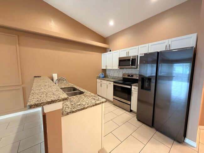 Foto del edificio - 4124 Skyline Blvd