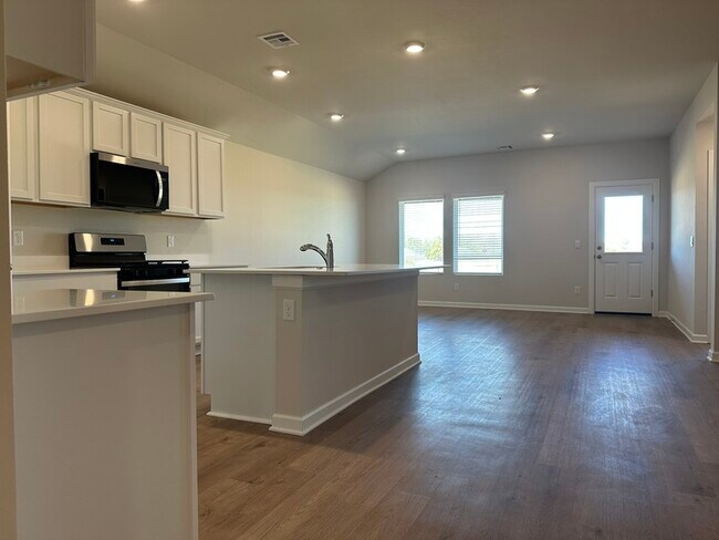 Photo - 12537 NW 142nd St House