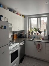 Building Photo - 3760 Ave Saint-Kevin