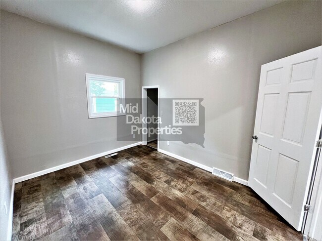 Foto del edificio - 404 S Minnesota St