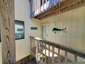 Building Photo - 9100 Reed Dr