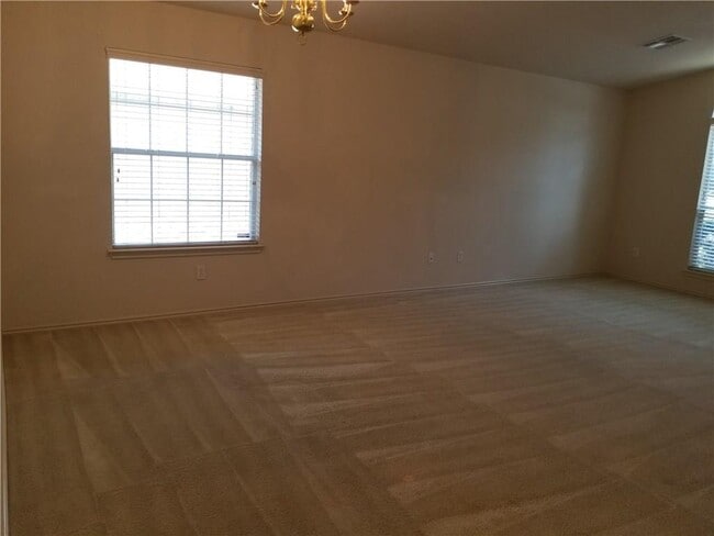 Building Photo - 1421 Sweet Leaf Ln