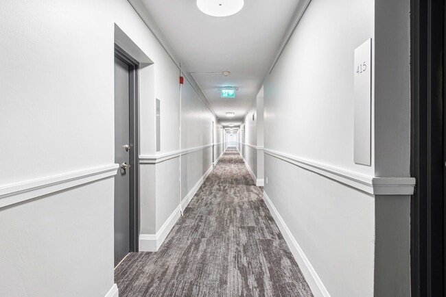 Photo du bâtiment - 321 & 349 Marland Ave