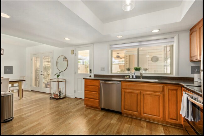 Foto del edificio - 8490 E Chaparral Rd