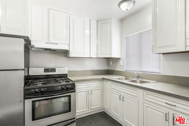 Building Photo - 4225 Lockwood Ave