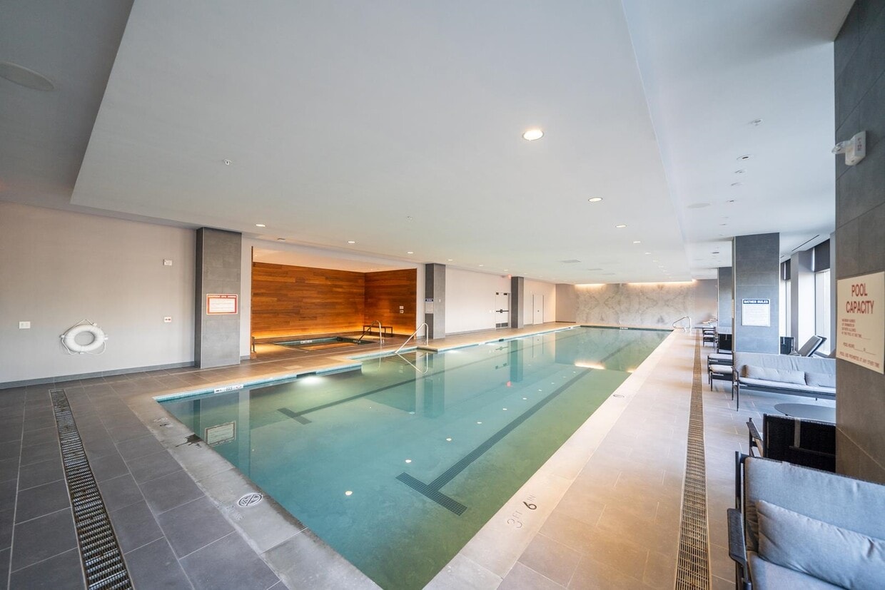 Foto principal - 75 Park Ln S