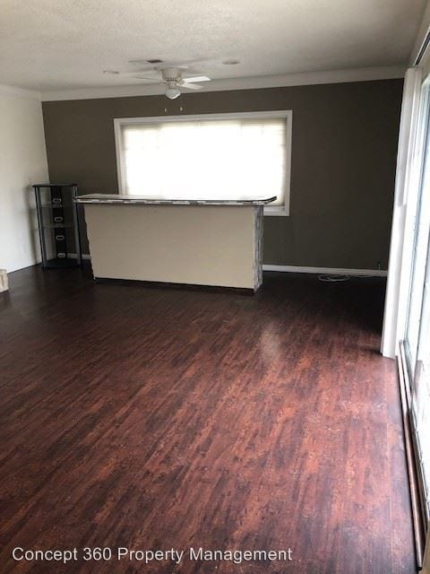Building Photo - 3 br, 2 bath House - 1025 W. 137TH ST