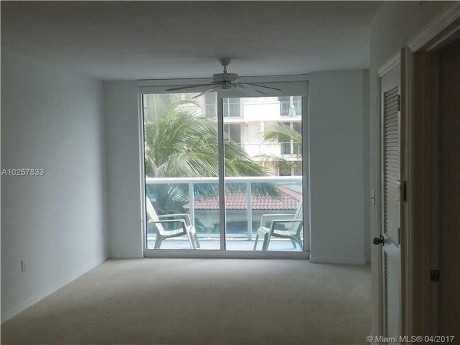 Building Photo - 9201 Collins Ave