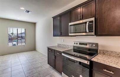 Foto del edificio - Rancho Sahuarita, only one year old home