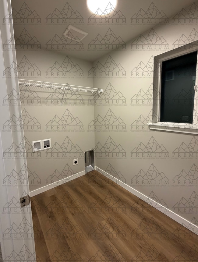 Foto del edificio - 1st MONTH FREE - 3 BED 2.5 BATH NEW BUILD!