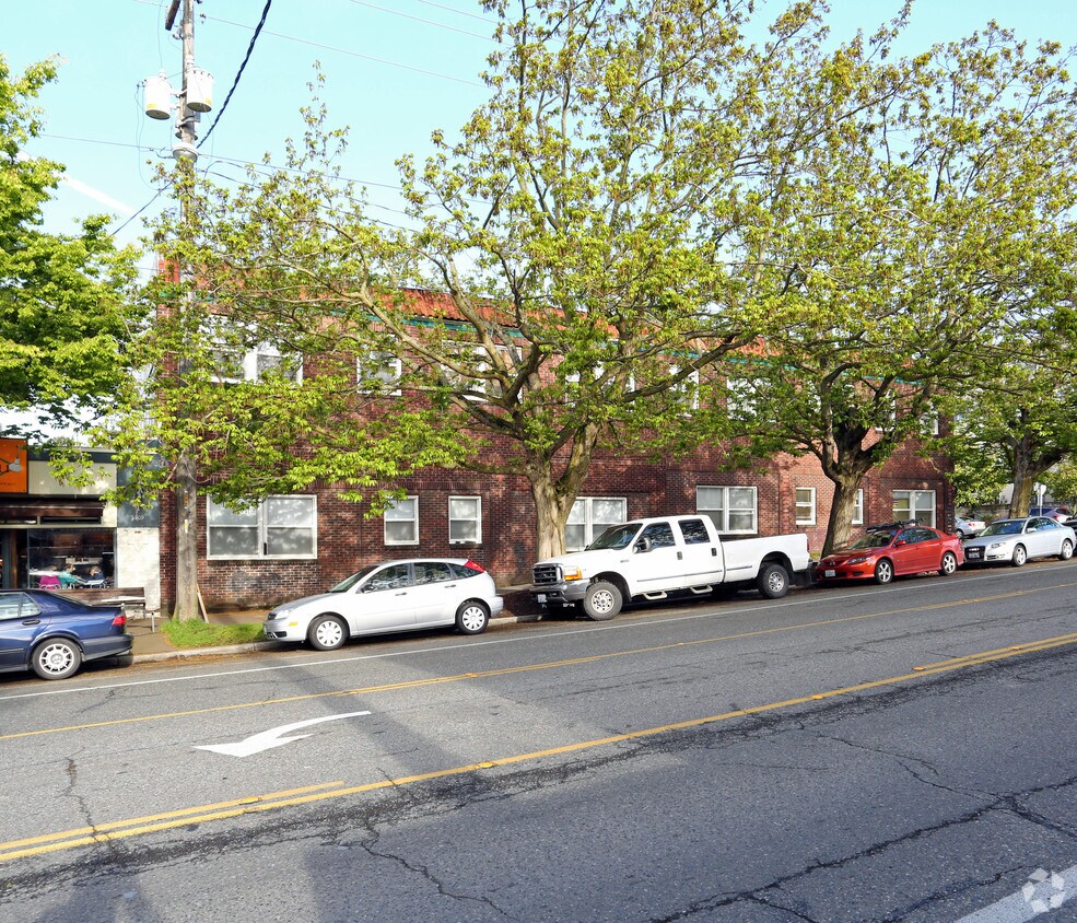 Foto del edificio - 2401 NW 60th St