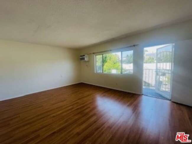 Building Photo - 1014 N Spaulding Ave
