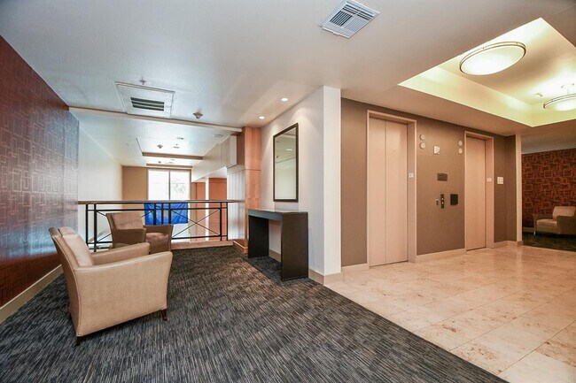 Foto del edificio - 3505 Sage Rd