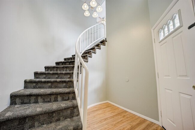 Foto del edificio - Crosspointe (1458)