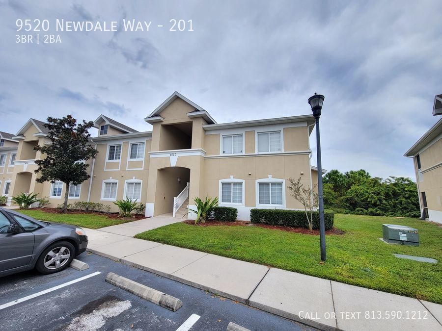 Primary Photo - Beautifully Updated Riverview Condo