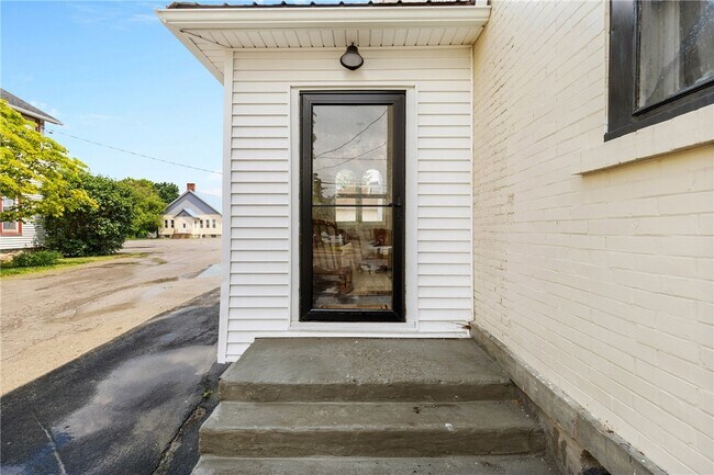 Foto del edificio - 42 Lake St