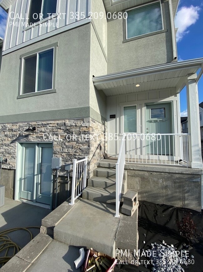Building Photo - 1029 E 1020 S