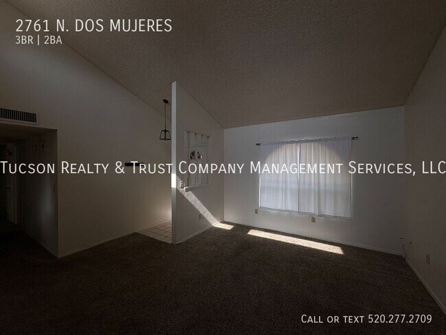 Foto del edificio - 2761 Dos Mujeres Ave