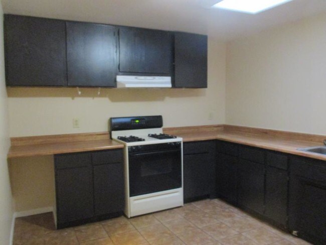 Building Photo - 25554 6th St
