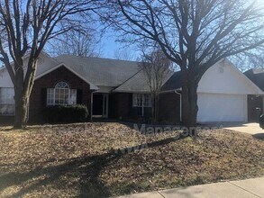 Building Photo - 1207 N Mallard Ln
