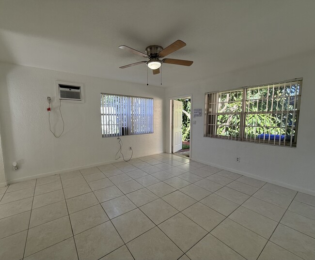 Building Photo - 2515 McKinley St