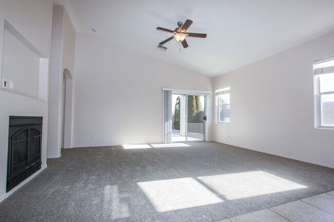 Foto del edificio - Pronghorn Ranch Amenities