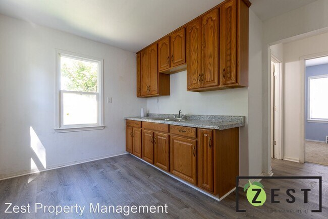 Foto del edificio - 3 br, 1 bath House - 19667 Rogge St