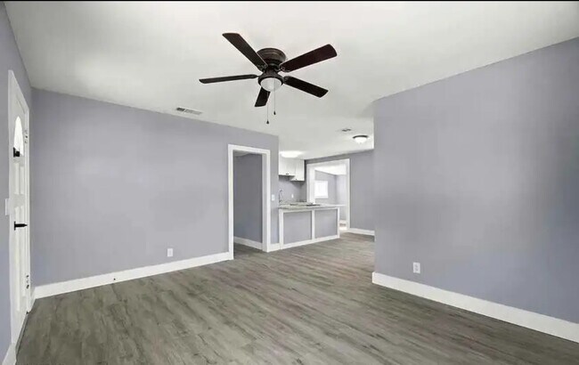 Foto del edificio - 448 S MacArthur Ave