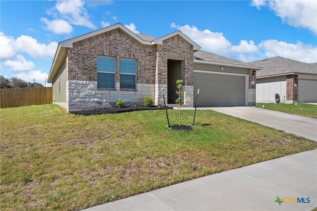 Building Photo - 9705 Kensley Rose Dr
