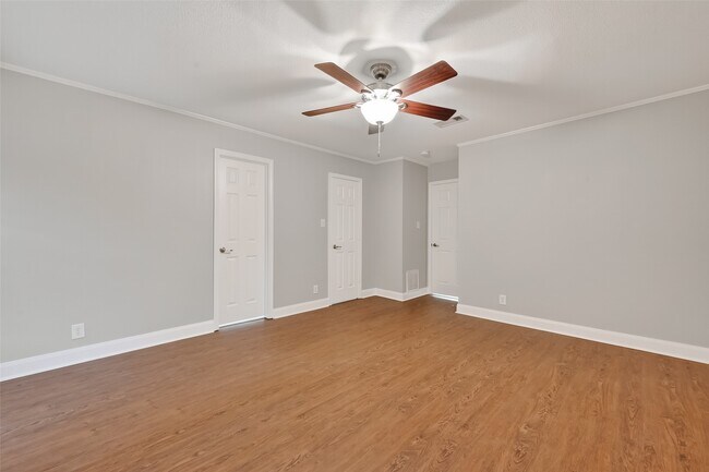 Foto del edificio - 6351 Briar Rose Dr
