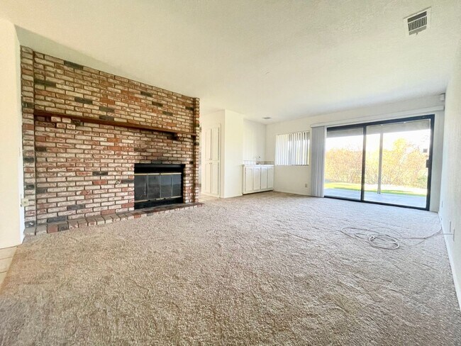 Foto del edificio - 31238 Old River Rd