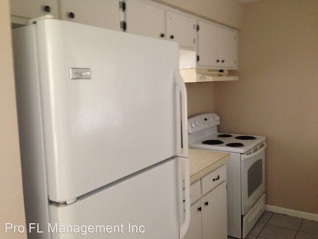 Building Photo - 3 br, 1 bath House - 1007 Saxon Blvd