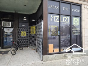 Building Photo - 5459 W Chicago Ave