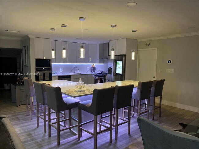 Foto del edificio - 428 N Crescent Dr