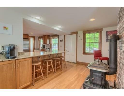 Building Photo - 20 Meetinghouse Rd
