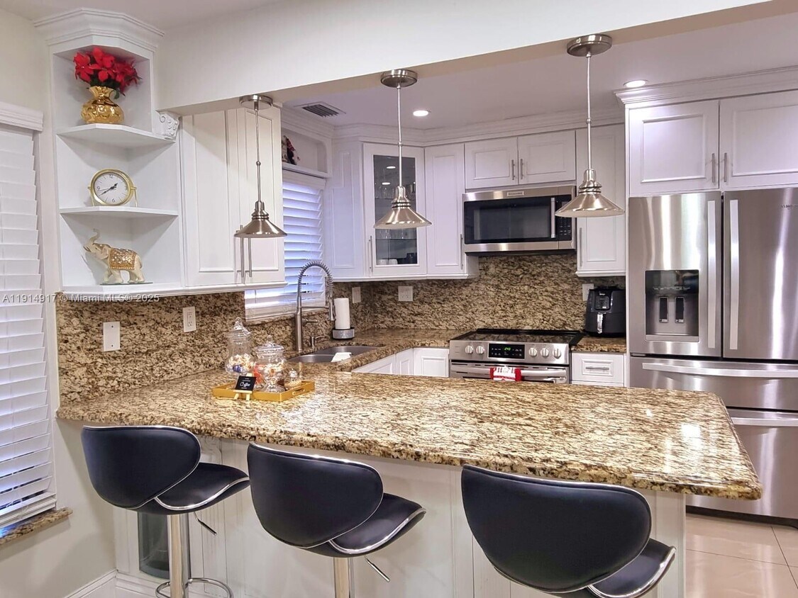 Foto principal - 6395 SW 136th Ct