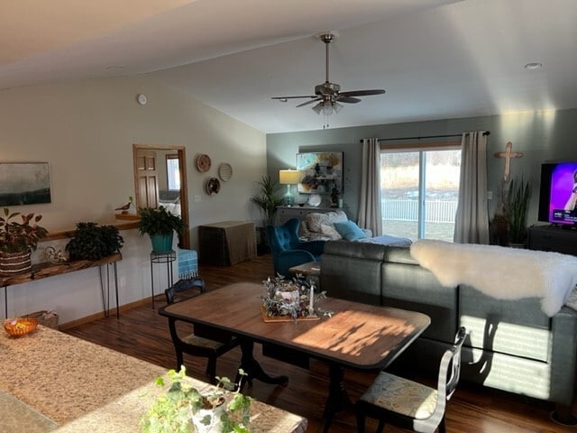 Foto del edificio - 11498 Emmons St