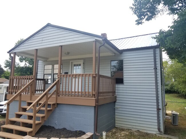 Foto del edificio - 615 Hamilton St