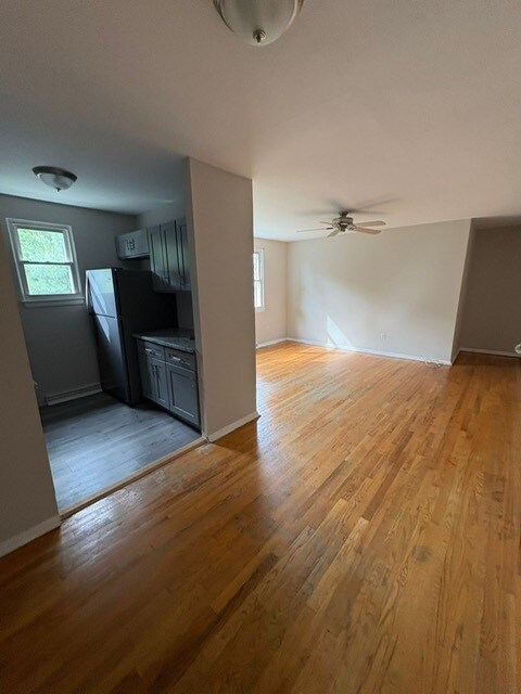 Building Photo - 4412 Falls Bridge Dr