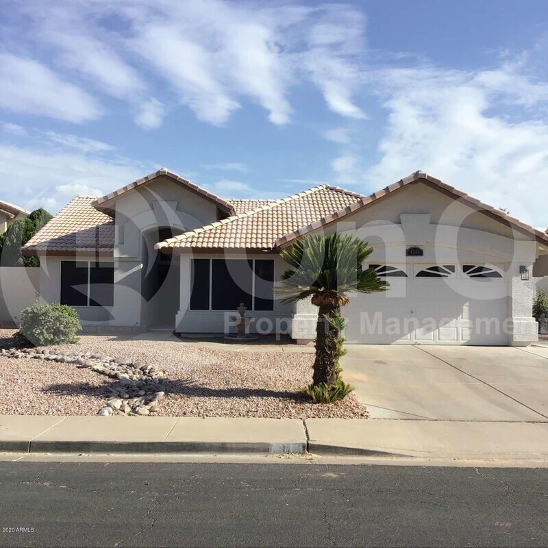 Primary Photo - 4343 E Encinas Ave