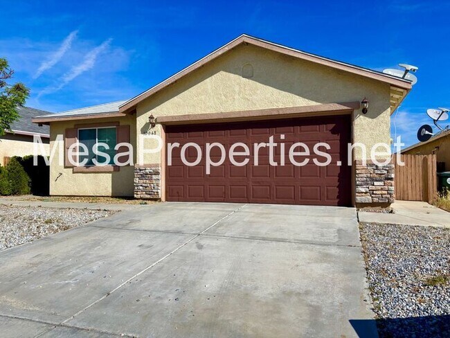Foto del edificio - 12068 White Oak Ct