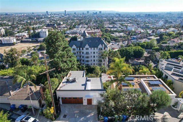 Foto del edificio - 8246 Woodshill Trail