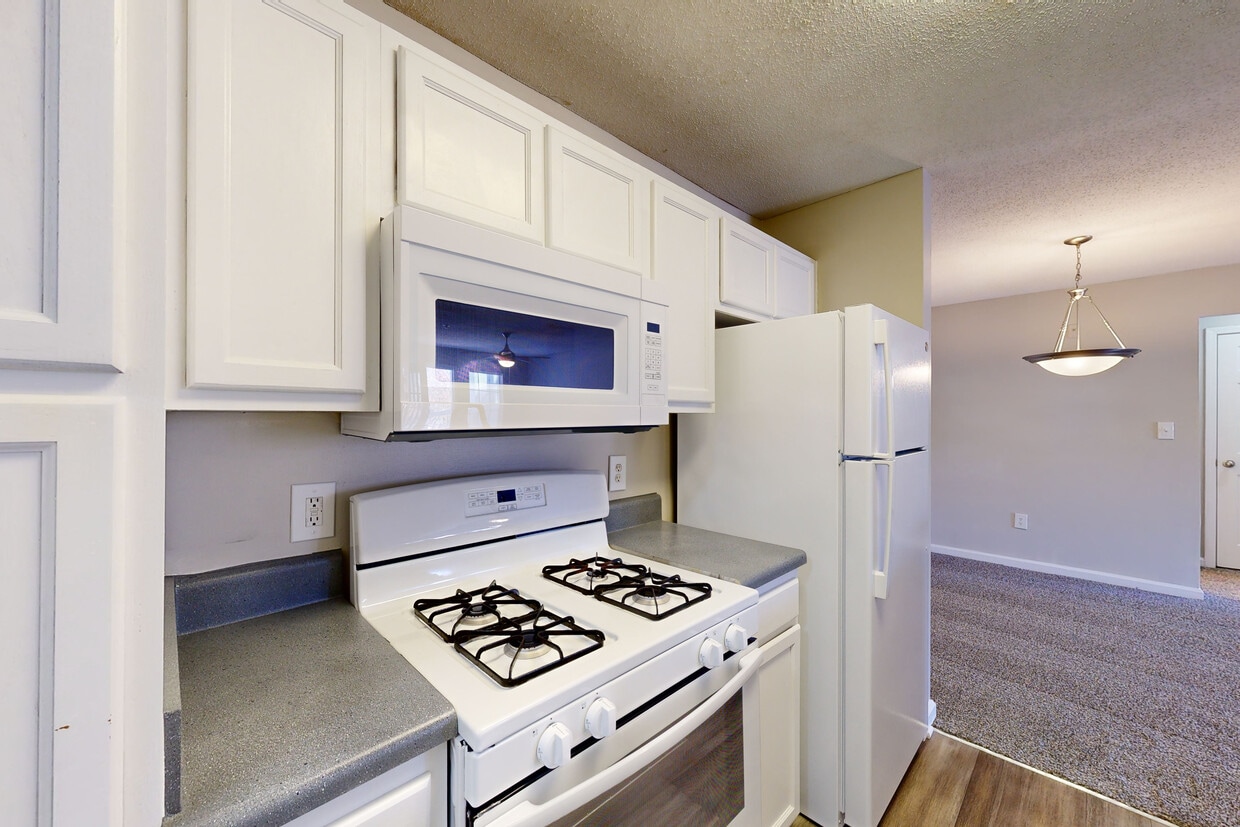 Photo - Cherokee Summit Apartments