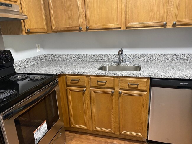 Building Photo - Two Rivers at Matawan