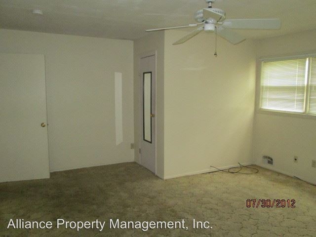 Building Photo - 4 br, 2 bath Apartment - 1427 Hartford Rd.