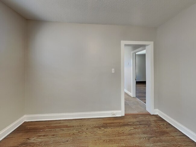 Foto del edificio - 3820 Jackson St NE
