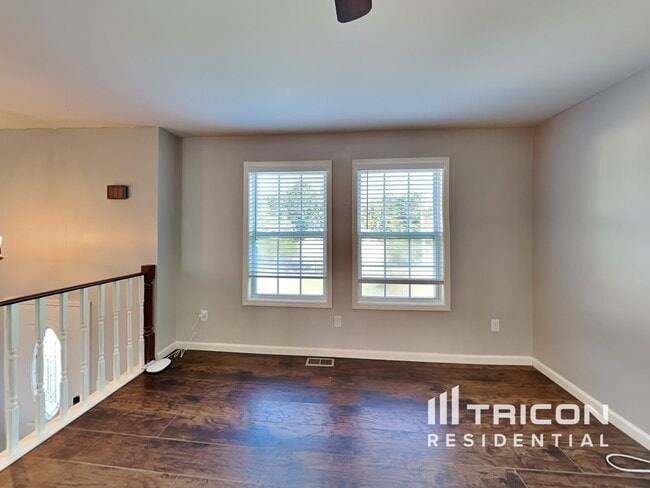 Building Photo - 424 Remington Ct