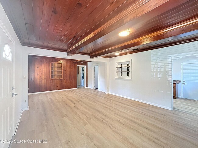 Foto del edificio - 1500 Highland Ct